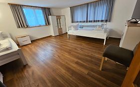 B76, Lauterach, Vorarlberg Apartments